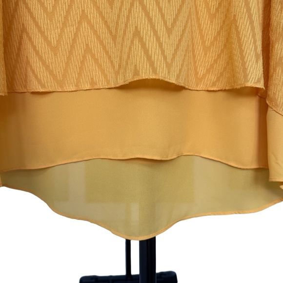 Chaus New‎ York Yellow Chevron Sleeveless Layered V-Neck Top XL - Picture 5 of 7